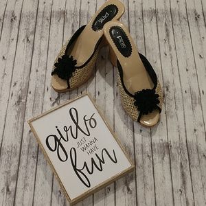 NWOT Pink Studio Women's Slip on Wedges